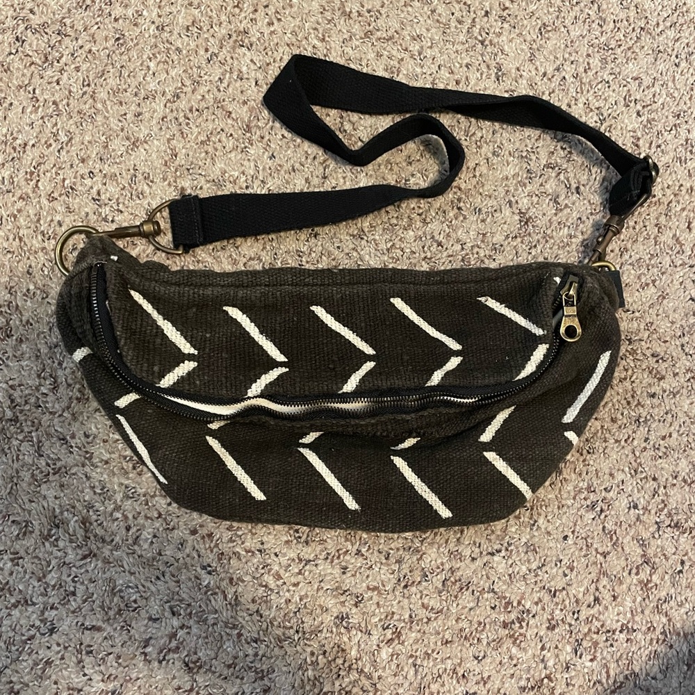 Jenna Bee Handmade Sling Bag
